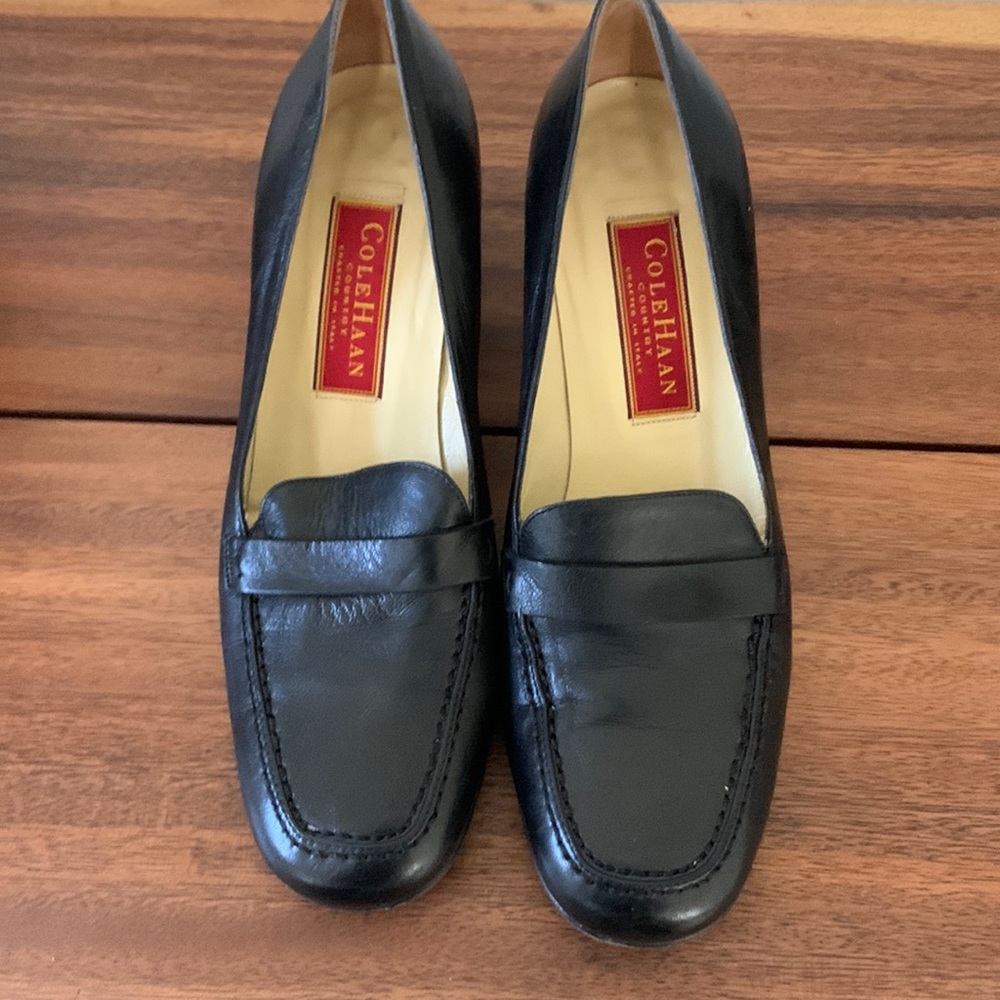 Cole Haan black leather loafers size 8